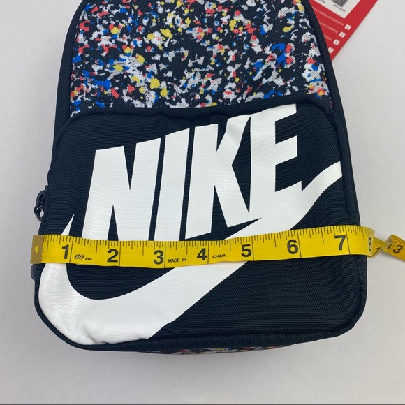 Nike Insulated Kids Lunch Tote Bag Black/Multi NWT - Picture 9 of 15